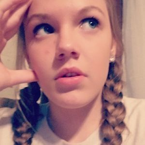 Meet your Posher, Ashlyn